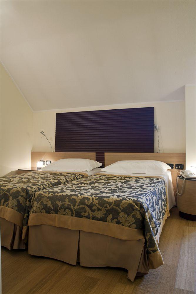 Nh Milano 2 Hotel