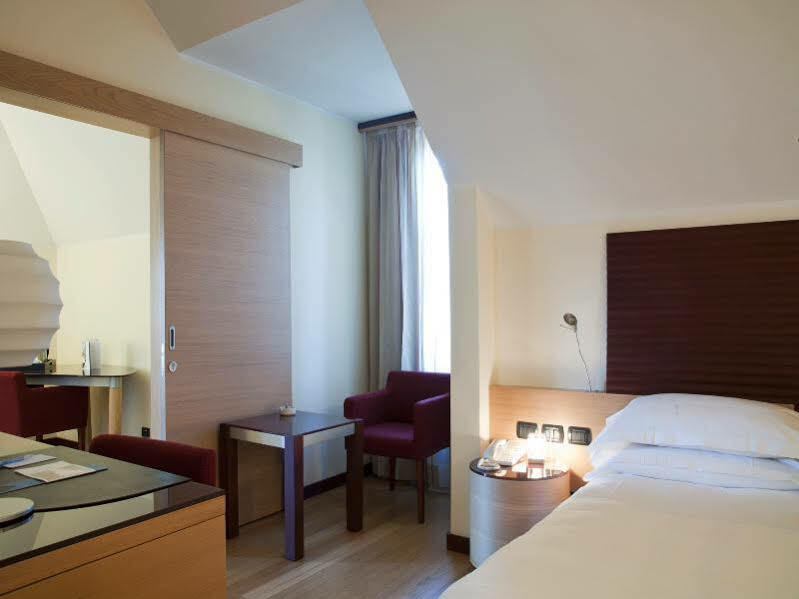 Nh Milano 2 Hotel 4*