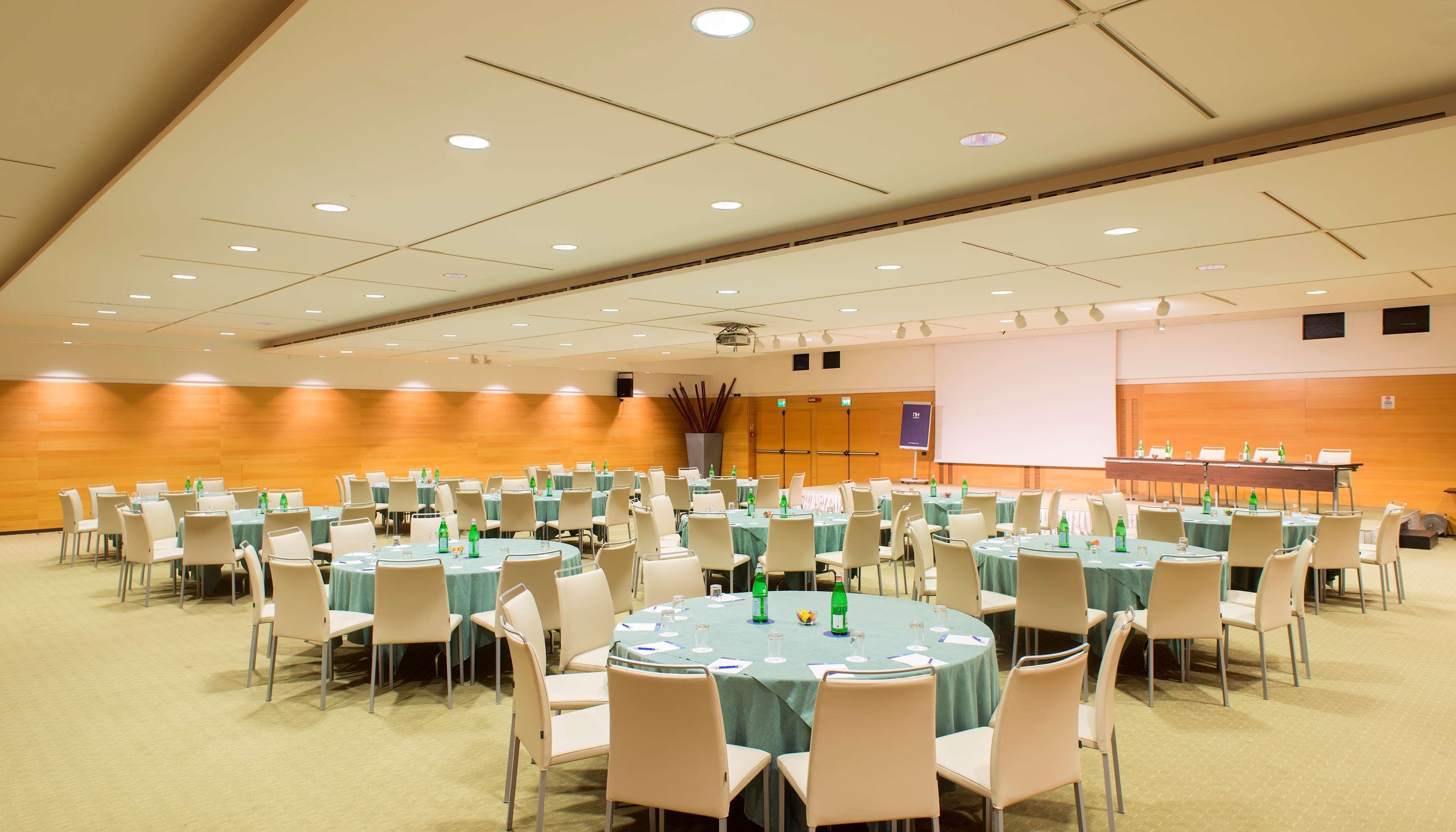Nh Milano 2 Hotel 4*
