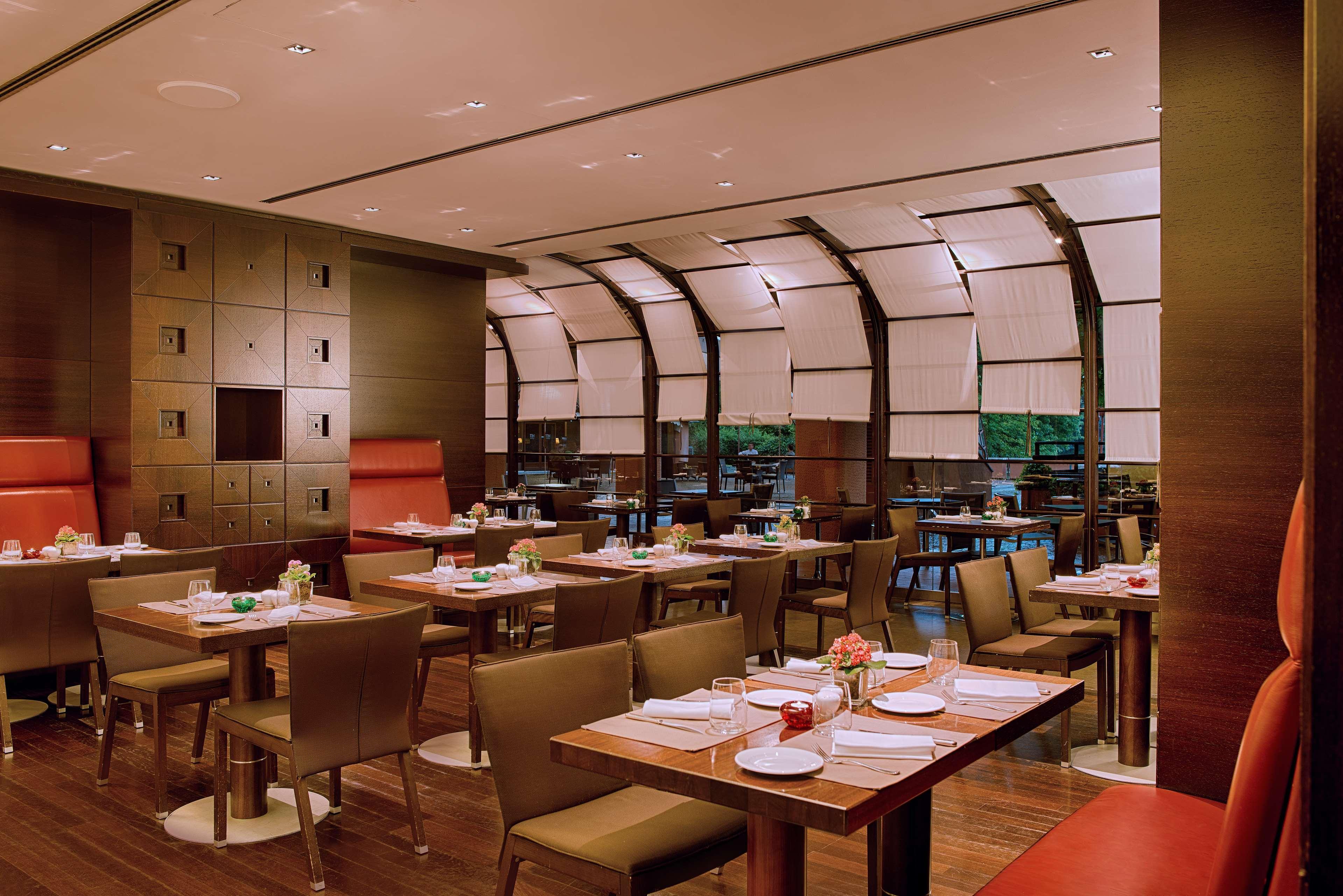Nh Milano 2 Hotel 4*